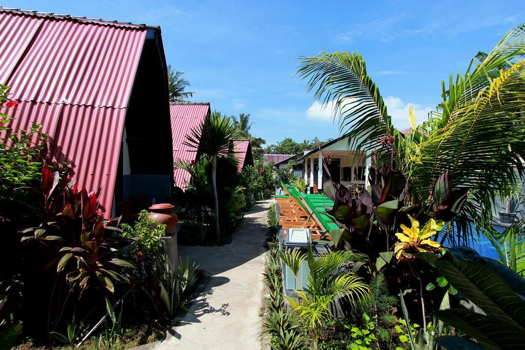 Sister Bungalow Hotel Gili Air Bagian luar foto